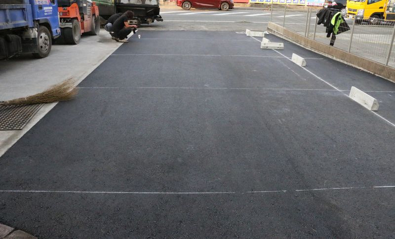 駐車場の線を書く